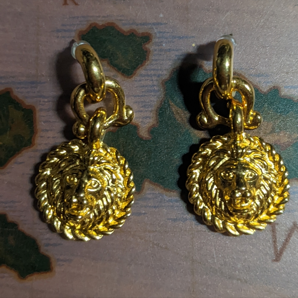 🧡VTG Anne Klein lion earrings 🧡